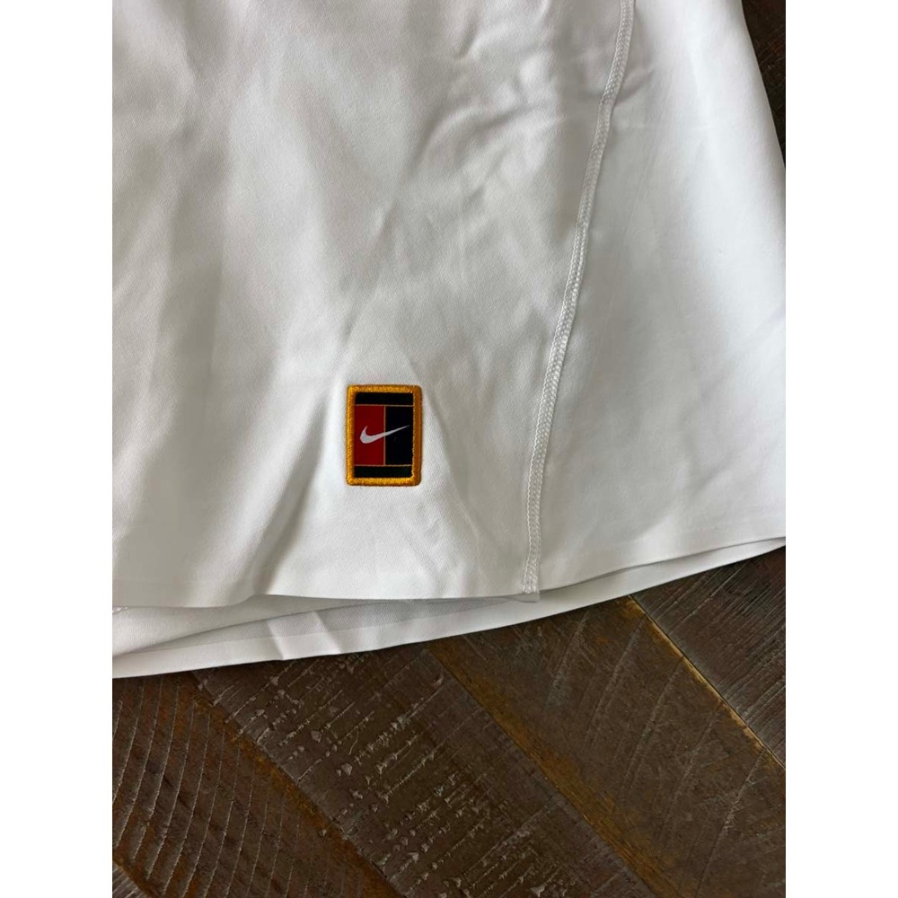 NikeCourt Advantage Tennis Skirt White Dri-FIT Skort Womens Medium NWT - Picture 2 of 8